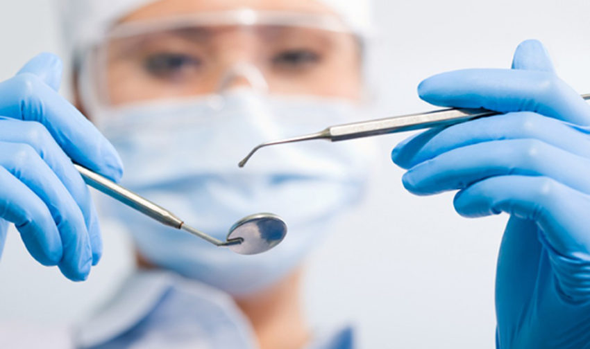 Αντιδρούν οι Τρικαλινοί οδοντίατροι για τον εμβολιασμό κατά του covid-19