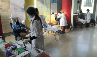 Μήνυμα αγάπης και προσφοράς σε εθελοντική αιμοδοσία στα Τρίκαλα (φωτό)