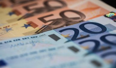 Επίδομα 800 ευρώ: "Ξέχασαν" να τους εξοφλήσουν τις αναστολές Νοεμβρίου