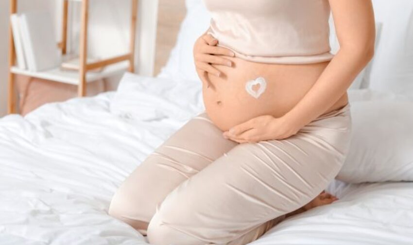 Ραγάδες εγκυμοσύνης : Πώς θα τις αντιμετωπίσετε